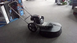 4 takt onkruidborstelmachine 4,85 pk, ipv € 1099 voor € 799,-- uitverkocht !!