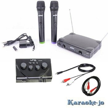 Complete karaoke mixer set met 2 draadloze UHF microfoons - 0