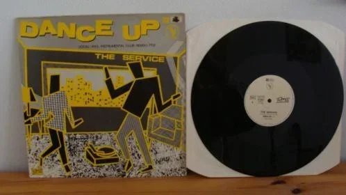 THE SERVICE - 12 inch single Label : Vogue - 310982 Kant 1: Dance up (vocal) - 0