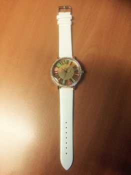 Horloge met parelmoer bandje - 1