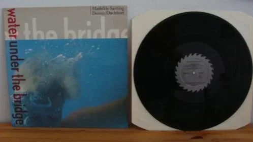 MATHILDE SANTING - Water under the bridge uit 1984 Label : Megadisc 338317 - 0