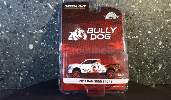 2017 RAM 3500 Sport BULLY DOG 1:64 Greenlight - 1