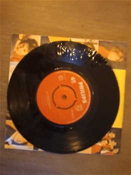 Vinyl Johnny Hallyday ‎– Tes Tendres Années / Les Bras En Croix - 0