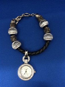 Zwart armbandhorloge