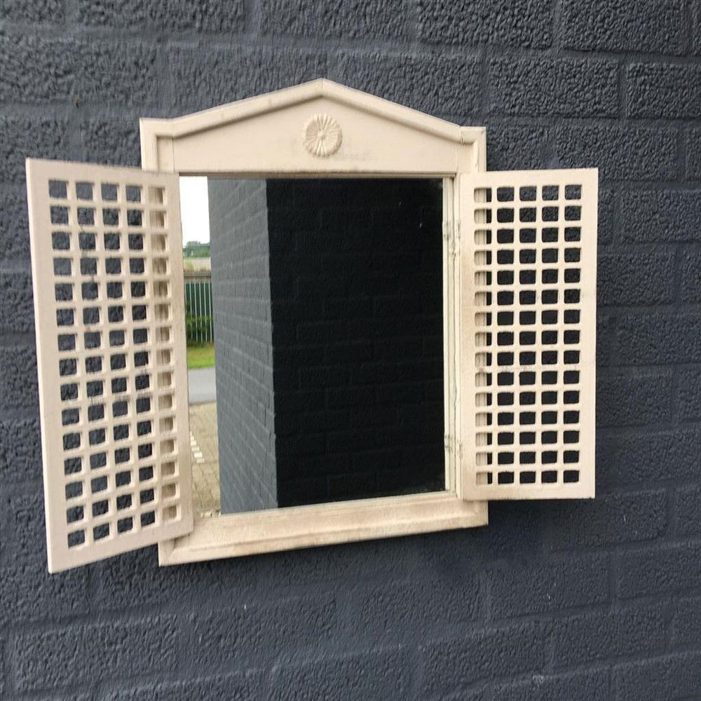 Grote houten spiegel in old-white met 2 deurtjes, prachtig ! - Afbeelding 6