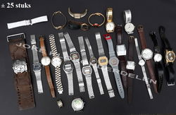 = ± 25 Horloges =zie omschrijving =43922