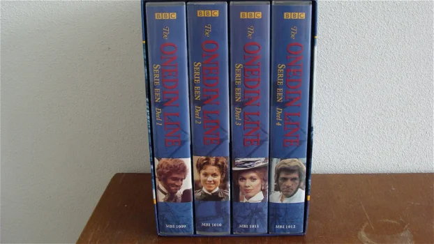 ONEDIN LINE complete 1e serie op VHS - 0