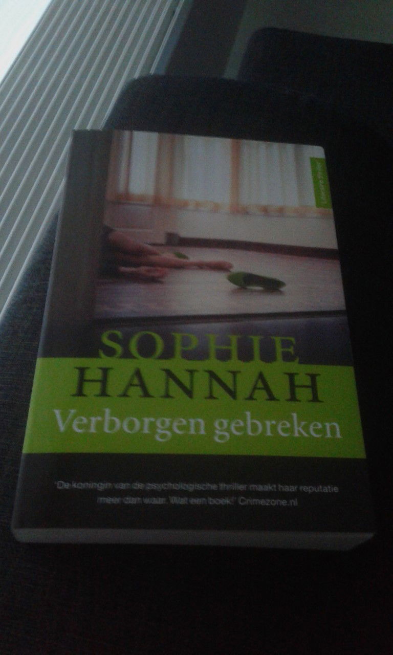 Verborgen gebreken (Sophie Hannah) - nr. 1