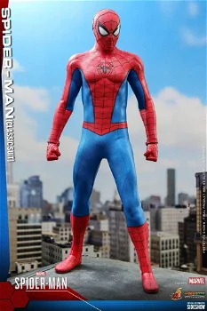 Hot Toys Spider-Man Classic Suit VGM48 - 6