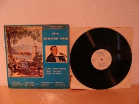 TRIO WALTER - Musica dal caffé lago Label : Verbano record W.M.01 - 1
