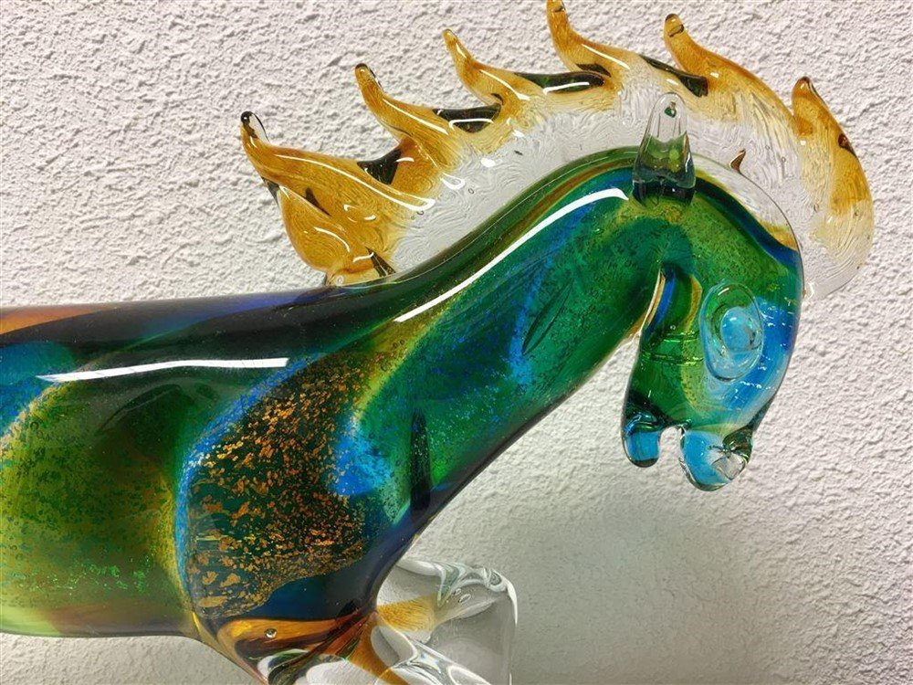 Glasgeblazen paard, vol in kleur, prachtig ontwerp. - Afbeelding 2