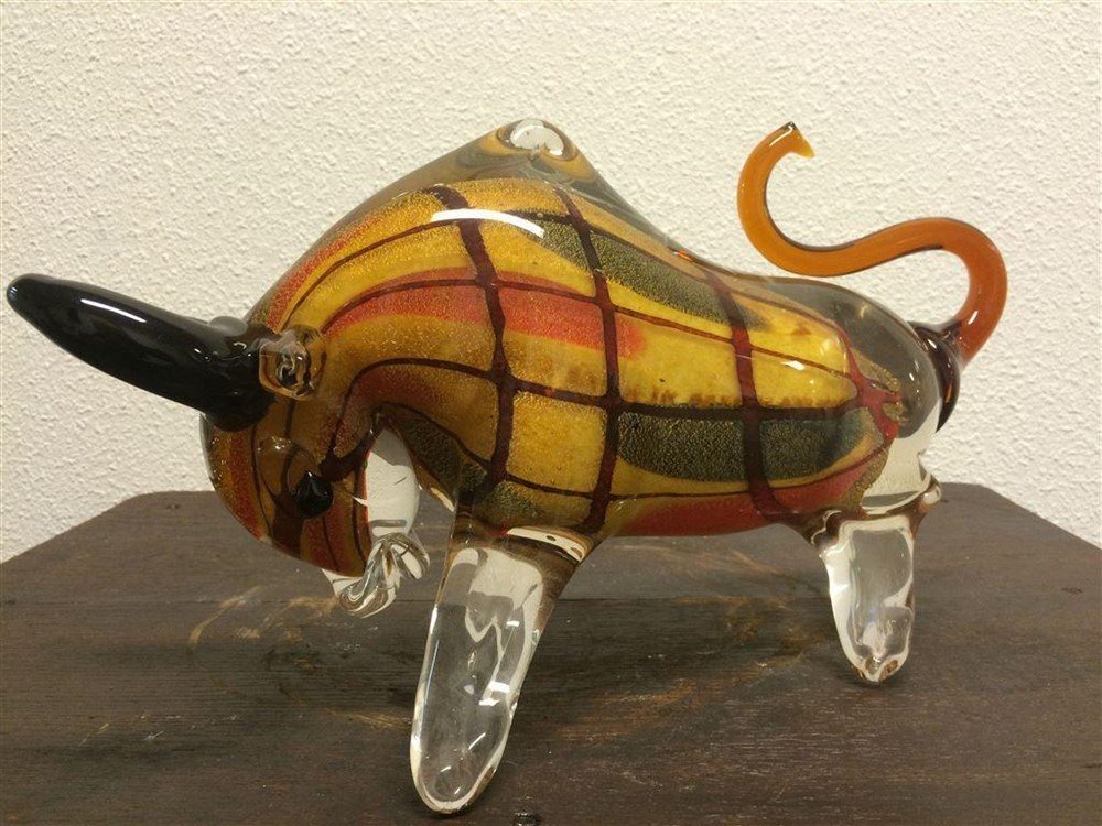 Mooie grote zware stier van vol glas, prachtig!! - Afbeelding 4