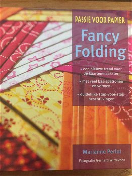 Marianne Perlot - Fancy Folding (Hardcover/Gebonden) Nieuw - 0