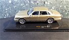 Jaguar XJ8 metalliek beige 1:43 Ixo - 0 - Thumbnail