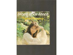 113e - therese steinmetz --a-- steen voor steen--b--tarantella - nr. 1