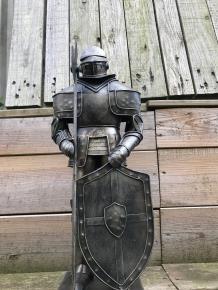 Prachtige ridder, geheel metaal-aluminium, zeer fraai - Afbeelding 4