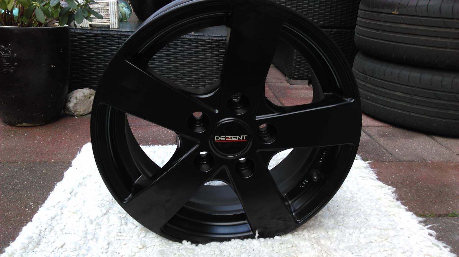 Dezent velgen 5x 114.3 - Afbeelding 2