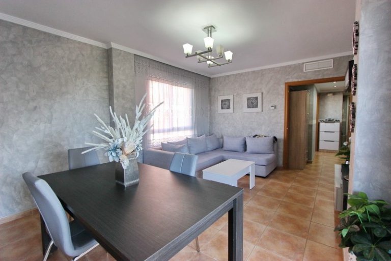 Uw Appartement in DENIA met meubels en eigen garageplek bij mooi zwembad - Afbeelding 6
