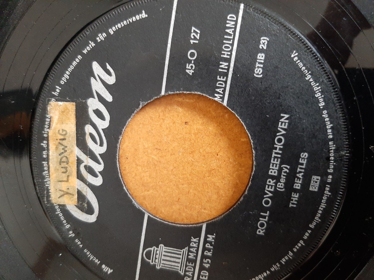 The Beatles -Roll Over Beethoven & Hold Me Tight 1964 - nr. 1