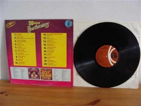 20 GREAT HEARTBREAKERS - 20 GREAT HITS - 20 GREAT STARS Label : K-Tel - NE 954 - 1