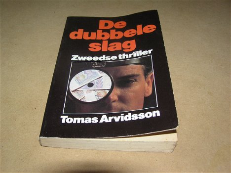 De dubbele slag-Tomas Arvidsson zwarte beertje nr.1861 - 0