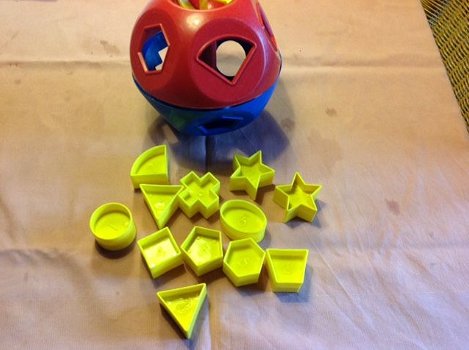 Tupperware puzzelbal, retro - 0nverslijtbaar, met extra vormen - 0