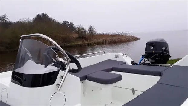 Motorboot Meerwijcker 430 met console - 0