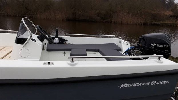 Motorboot Meerwijcker 430 met console - 1