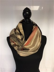 Burberry rechte sjaal bruin