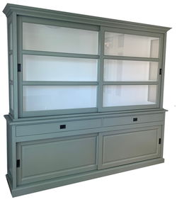 Buffetkast Engels groen - wit Putten 240 x 50/40 x 220cm