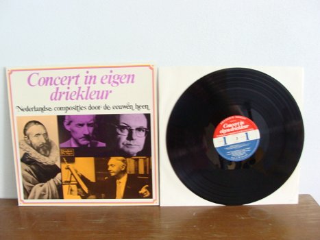 CONCERT IN EIGEN DRIEKLEUR - 350 jaar Nederlandse Muziek Label : Reader's Digest DRDS 9030 - 0
