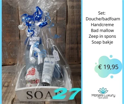 Set: Douche/badfoam, Handcreme, Bad mallow, Zeep in spons, Soap bakje. (pakket 27) - 0