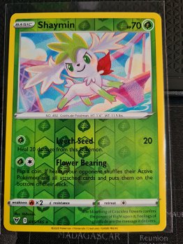 Shaymin 015/185 Holo (reverse) Sword & Shield: Vivid Voltage - 0