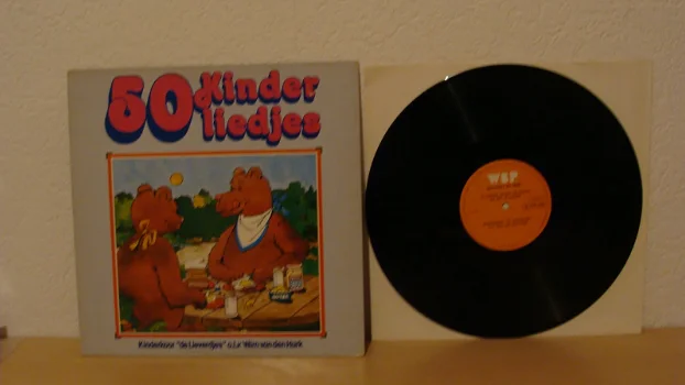 50 kinderliedjes (2) door kinderkoor de Lievertjes Label : WSP 13002 - 0
