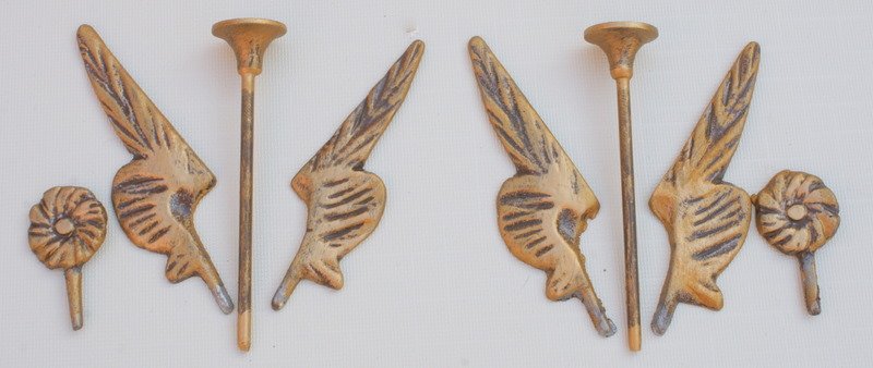 Compleet set aluminium toebehoren, vleugels, trompetten, bazuinen voor Friese klok beeld 11 - 15 cm. - 0