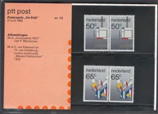 3228 - Nederland postzegelmapje nvphnr. M13 postfris