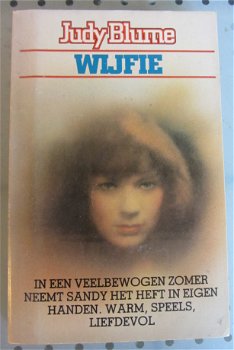 Wijfie door Judy Blume - 0