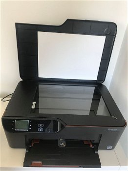 Printer (HP Deskjet 3520 e-All-in-One-printer) - 1