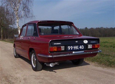 Triumph Dolomite 1850 bj1975 nieuwe motor - 1