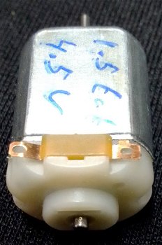 Electro micromotor,1.5 -4.5 volt DC,z.g.a.n,38 mm lang - 3
