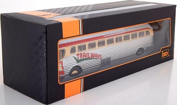 1:43 Ixo GMC bus PD-3751 'Trailways' 1949-1955 - 3