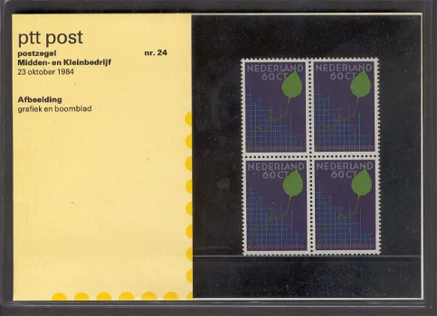 3238 - Nederland postzegelmapje nvphnr. M24 postfris - 0