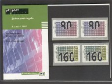 421 - Nederland postzegelmapje nvphnr. M163 postfris 