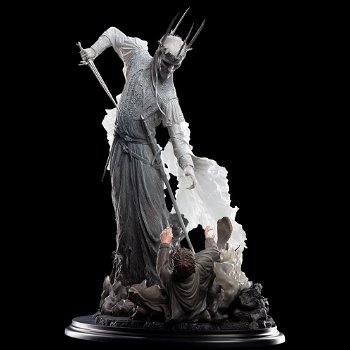 Weta LOTR The Witch-King & Frodo at Weathertop statue - 3