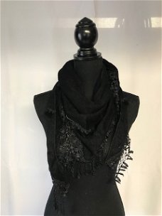 Driehoek sjaal met bont zwart
