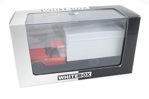 1:43 WhiteBox Chevrolet D-40 1985 truck 1v1000 - 3