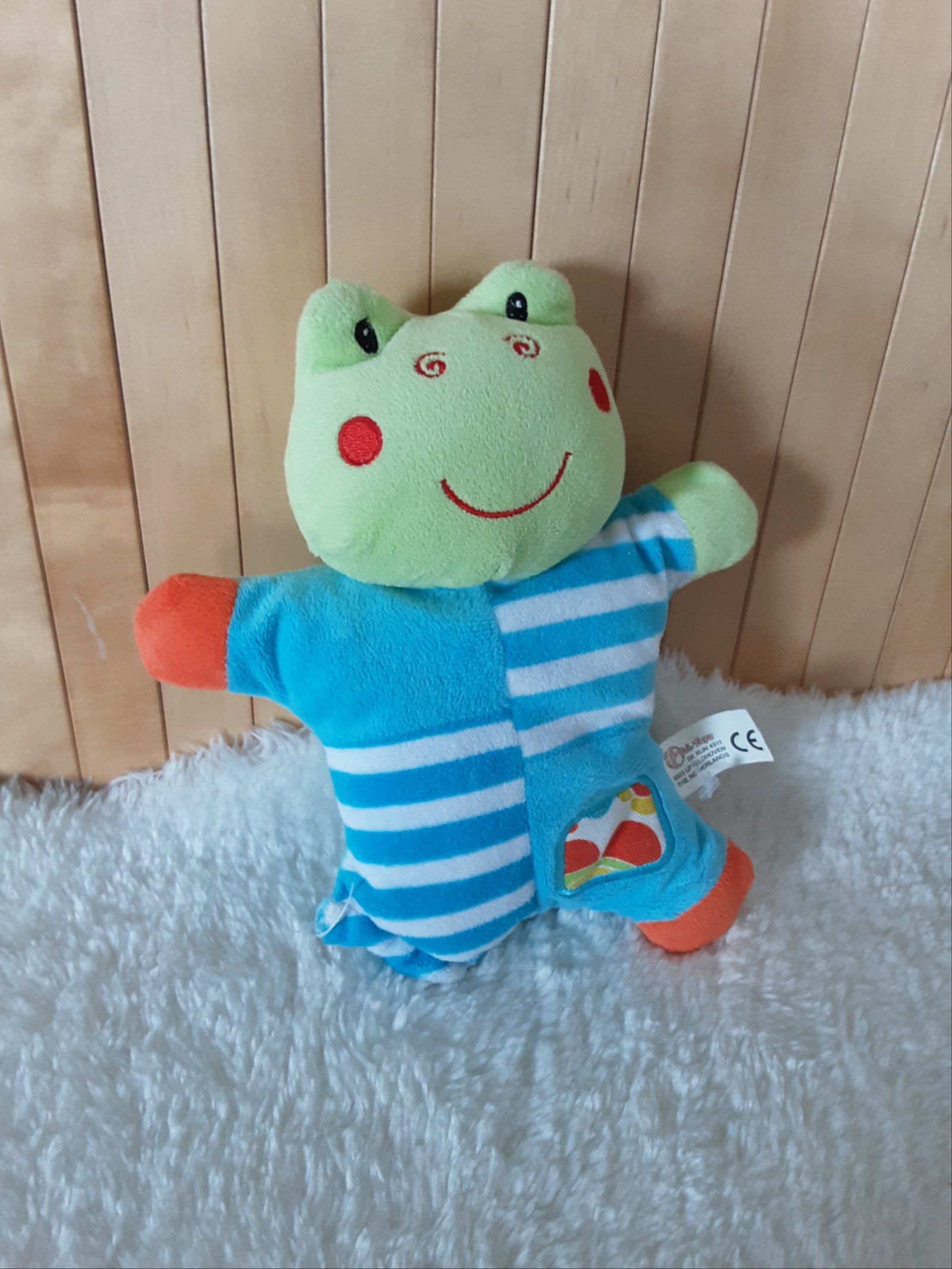 1600 Kikker Toi Toys Action knuffel met rammel - nr. 1