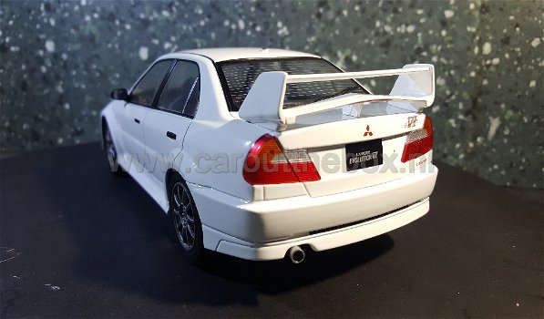 1998 Mitsubishi Lancer rs EVO VI wit 1:18 Ixo - 2