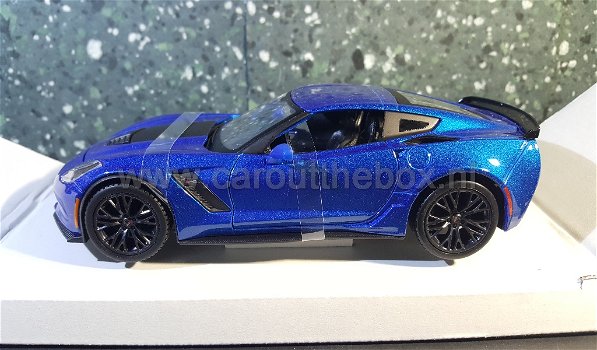 Chevrolet Corvette z06 2015 blauw 1:24 Maisto - 0