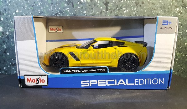 Chevrolet Corvette z06 2015 geel 1:24 Maisto - 3